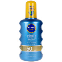 Bellezza Protezione solari Nivea Sun Protege&refresca Spray Spf50 