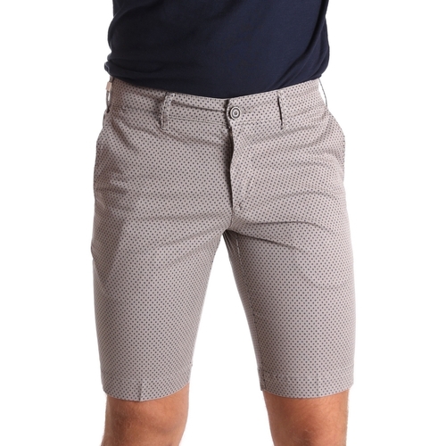 Abbigliamento Uomo Shorts / Bermuda Sei3sei PZV132 71336 Marrone
