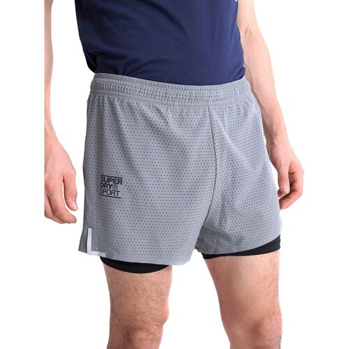 Abbigliamento Uomo Shorts / Bermuda Superdry MS300063A Grigio