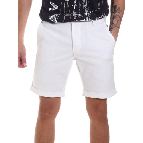 Abbigliamento Uomo Shorts / Bermuda Gaudi 811FU25023 Bianco