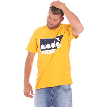 Abbigliamento Uomo T-shirt & Polo Diadora 502175835 Giallo