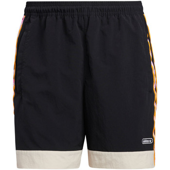 Abbigliamento Uomo Shorts / Bermuda adidas Originals GN3897 Nero