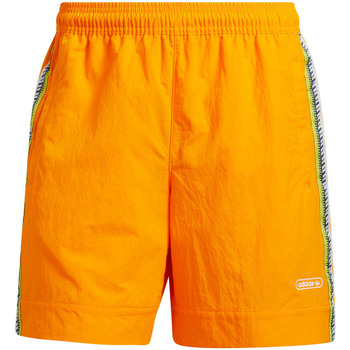 Abbigliamento Uomo Shorts / Bermuda adidas Originals GN3899 Giallo