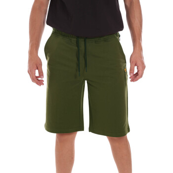 Abbigliamento Uomo Shorts / Bermuda Ciesse Piumini 215CPMP71415 C4410X Verde
