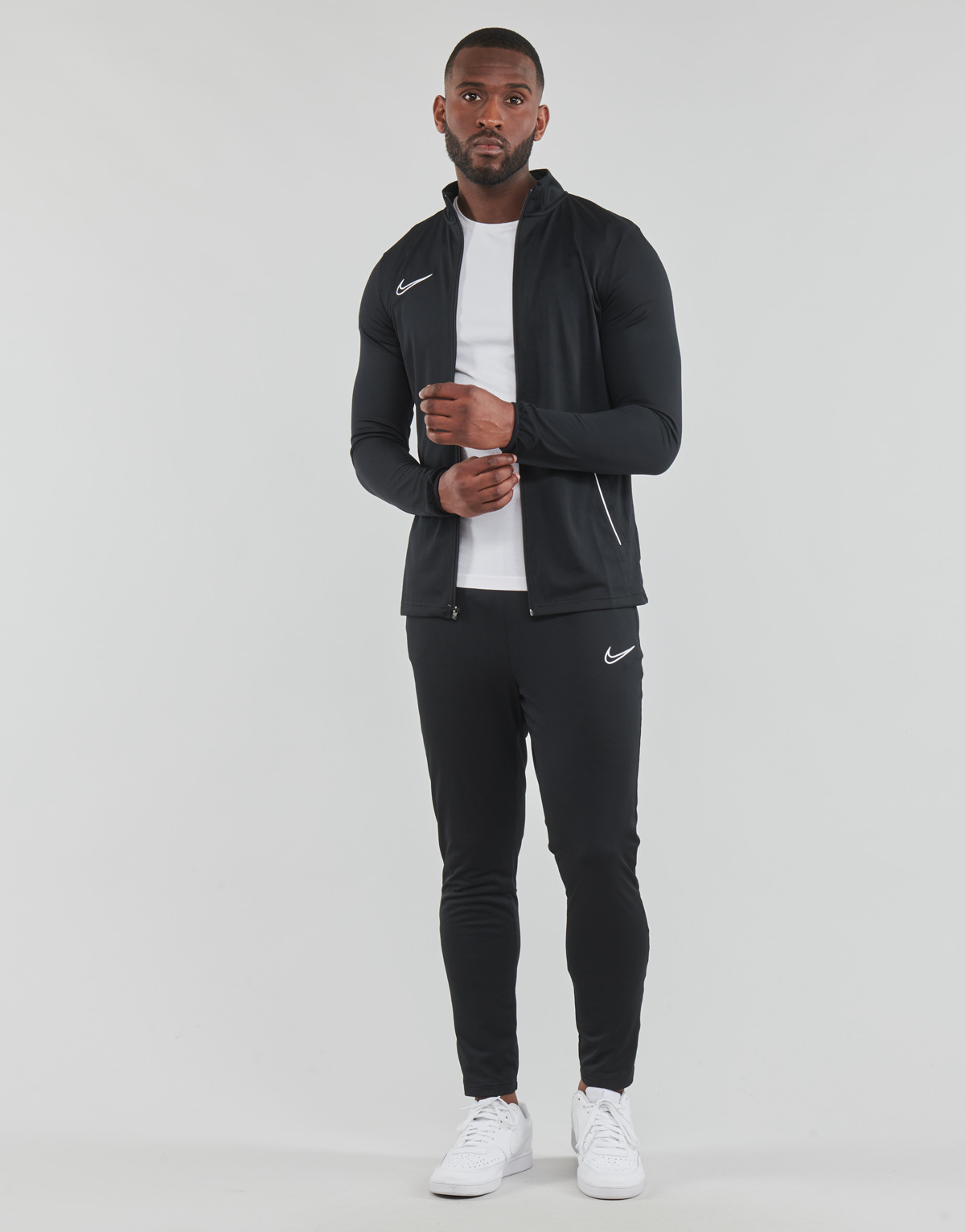 Abbigliamento Uomo Tuta Nike Dri-FIT Miler Knit Soccer Nero