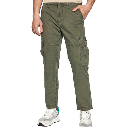 Abbigliamento Uomo Pantaloni Superdry M7010195A Verde