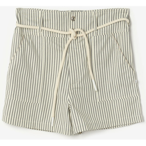 Abbigliamento Donna Shorts / Bermuda Le Temps des Cerises Shorts shorts SUPPLY Verde
