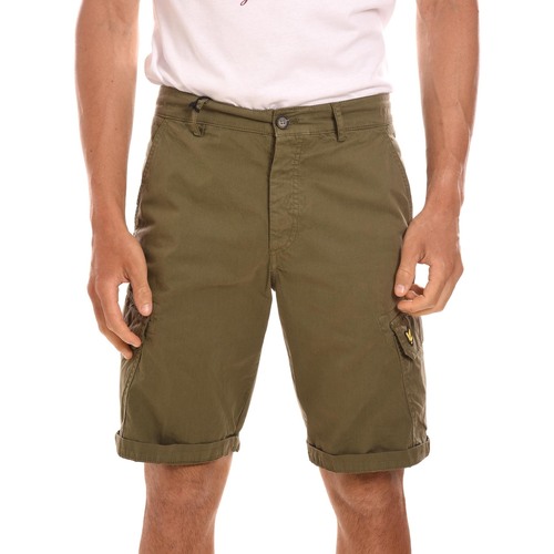 Abbigliamento Uomo Shorts / Bermuda Lyle & Scott SH002IT Verde
