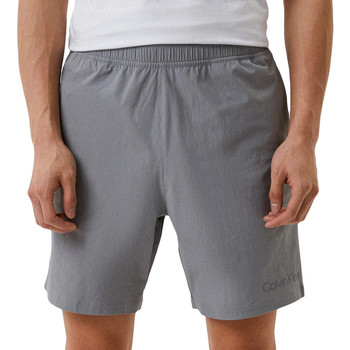 Abbigliamento Uomo Shorts / Bermuda Calvin Klein Jeans 00GMS2S805 Grigio