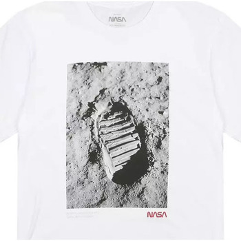 Abbigliamento Uomo T-shirts a maniche lunghe Nasa One Step Bianco