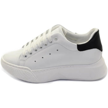 Scarpe Uomo Sneakers basse Malu Shoes Sneakers uomo bianco in vera pelle con riporto nero fondo alto Bianco