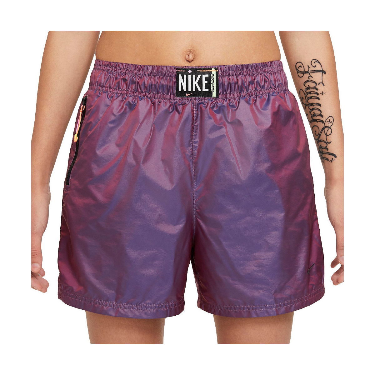 Abbigliamento Donna Shorts / Bermuda Nike DA6166-597 Multicolore