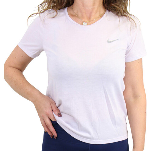 Abbigliamento Donna T-shirt maniche corte Nike DD5176-511 Viola