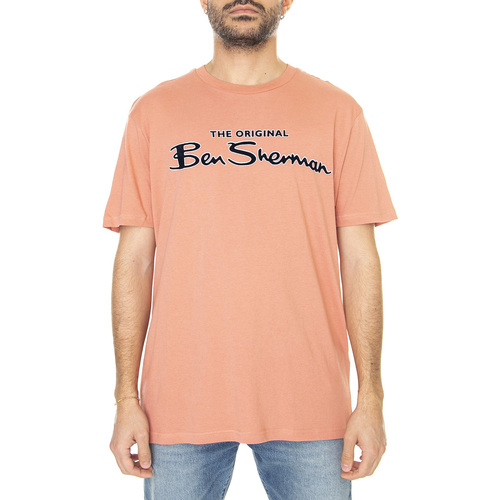 Abbigliamento Uomo T-shirt & Polo Ben Sherman Signature Logo Print Tee Dark Pink Rosa