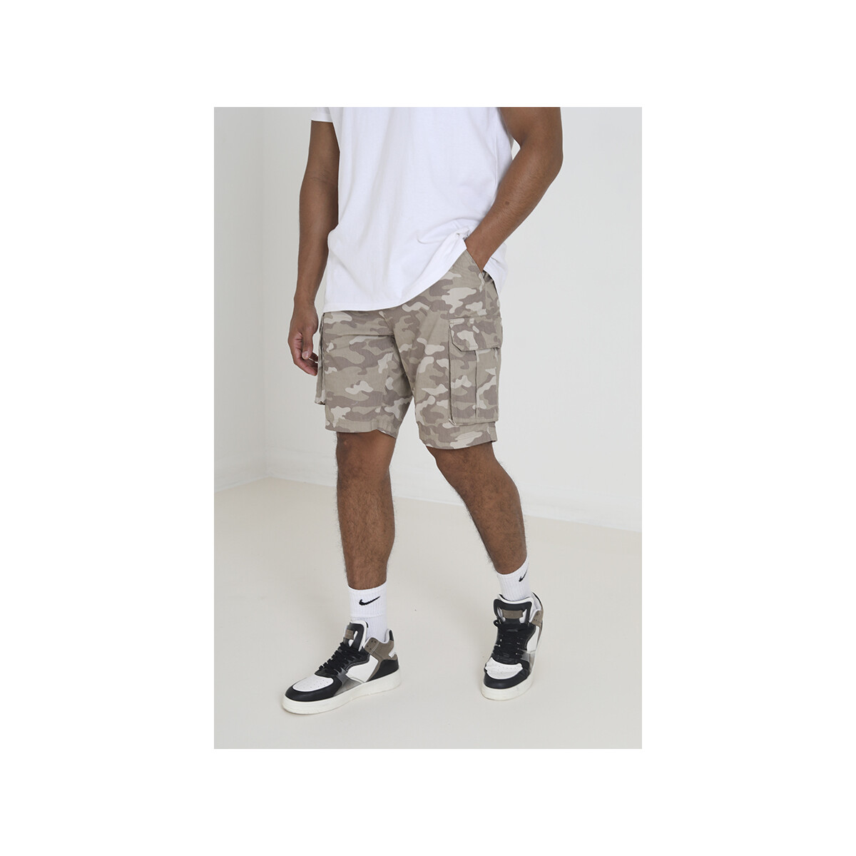 Abbigliamento Uomo Shorts / Bermuda Brave Soul 726 Beige