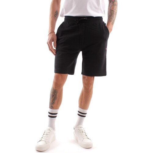 Abbigliamento Uomo Shorts / Bermuda Napapijri NP0A4H88 Nero