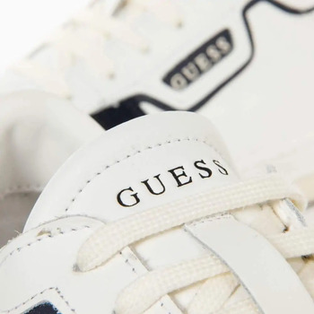 Guess authentic Bianco