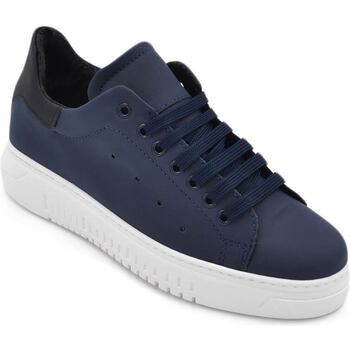 Scarpe Uomo Sneakers basse Malu Shoes Sneakers uomo bassa linea basic in vera pelle gommata blu con f Blu