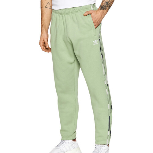 Abbigliamento Uomo Pantaloni da tuta adidas Originals HF4880 Verde
