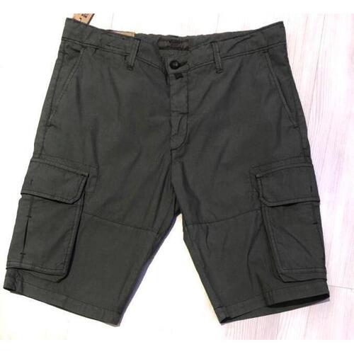 Abbigliamento Uomo Shorts / Bermuda Marlboro MCV131/22051 2000000229560 Verde