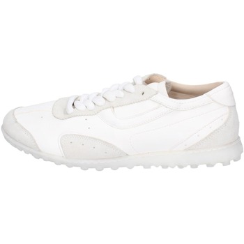 Scarpe Donna Sneakers Moma BC846 PER00A-PERD Bianco