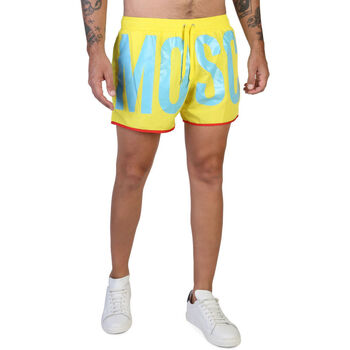 Abbigliamento Uomo Shorts / Bermuda Moschino A4210-9301 A1021 Yellow Giallo