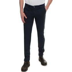 Abbigliamento Uomo Pantaloni Guess Chino Blu
