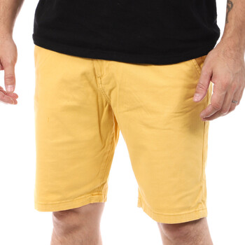 Abbigliamento Uomo Shorts / Bermuda Lee Cooper LEE-008979 Giallo