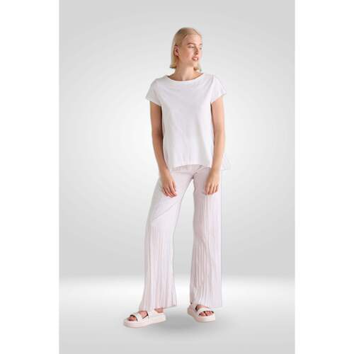 Abbigliamento Donna T-shirt & Polo European Culture T-Shirt Svasata a Manica Corta Tinto Capo 36VU 2777 Bianco