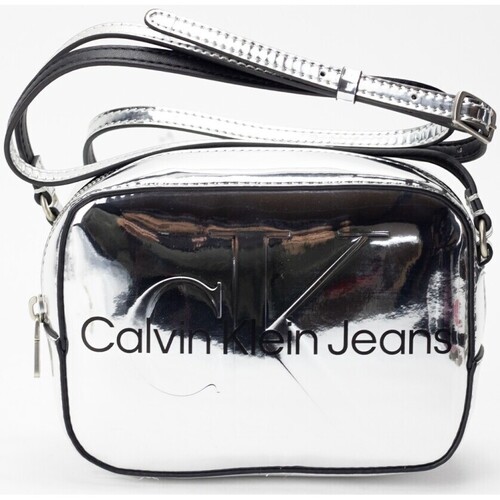 Borse Donna Tracolle Calvin Klein Jeans Bolsos  en color plata para Argento