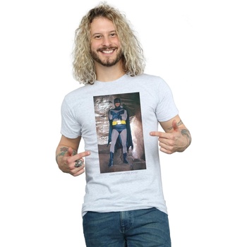 Abbigliamento Uomo T-shirts a maniche lunghe Dc Comics Batman TV Series Contemplative Pose Grigio