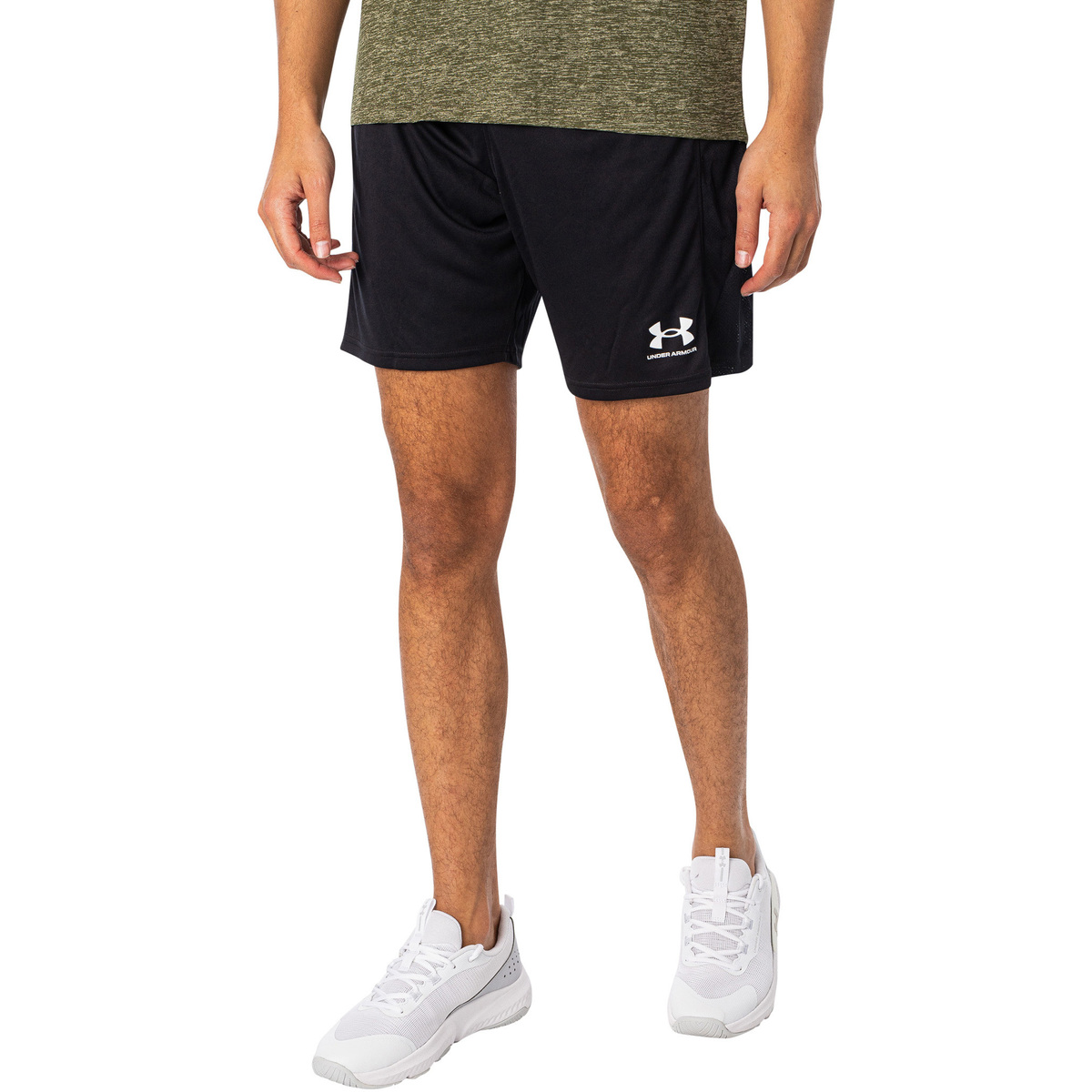 Abbigliamento Uomo Shorts / Bermuda Under Armour Pantaloncini in maglia Challenger Nero