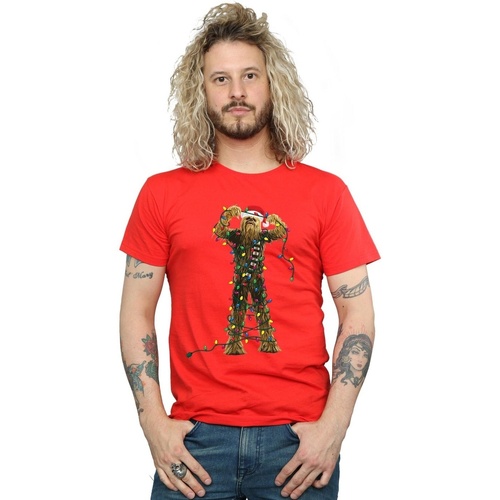 Abbigliamento Uomo T-shirts a maniche lunghe Disney Chewbacca Christmas Lights Rosso