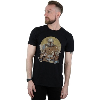 Abbigliamento Uomo T-shirts a maniche lunghe Disney The Mandalorian Distressed Warrior Nero