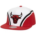 Image of Cappelli Mitchell And Ness Mitchell Ness Overhead Snapback Chicago Bulls