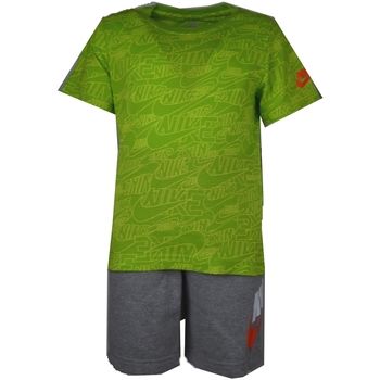 Abbigliamento Bambino Tuta Nike 86J217 Verde