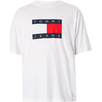 Abbigliamento Uomo T-shirt maniche corte Tommy Jeans Maglietta con bandiera da skate Bianco