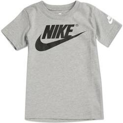 Abbigliamento Bambino T-shirt maniche corte Nike 86E765 Grigio