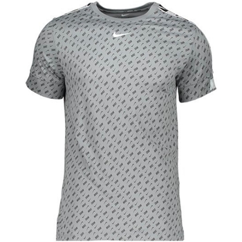 Abbigliamento Uomo T-shirt maniche corte Nike DD4498 Grigio