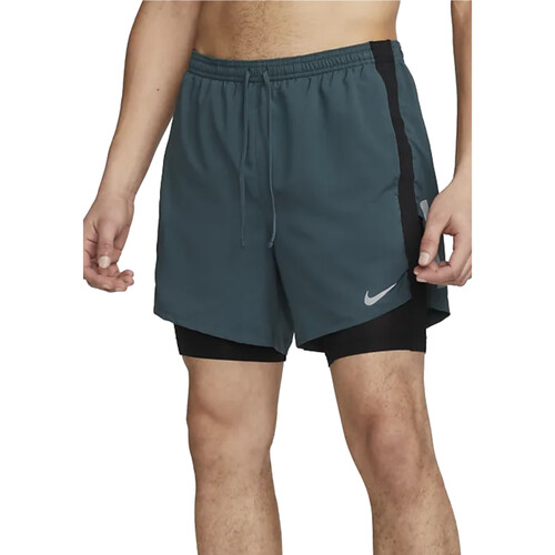 Abbigliamento Uomo Shorts / Bermuda Nike DX0841 Verde