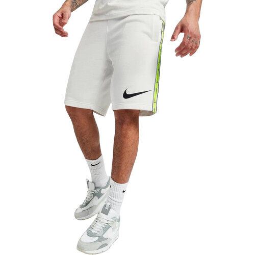 Abbigliamento Uomo Shorts / Bermuda Nike FJ5317 Bianco