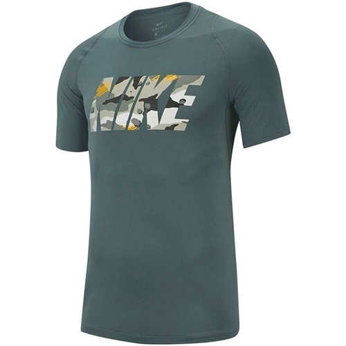 Abbigliamento Uomo T-shirt maniche corte Nike AT3107 Verde