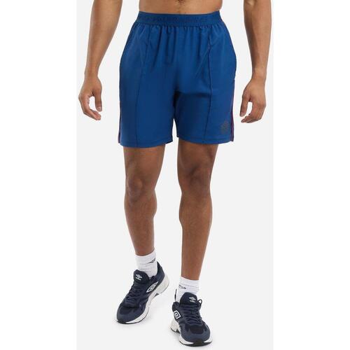 Abbigliamento Uomo Shorts / Bermuda Umbro UO2108 Rosso