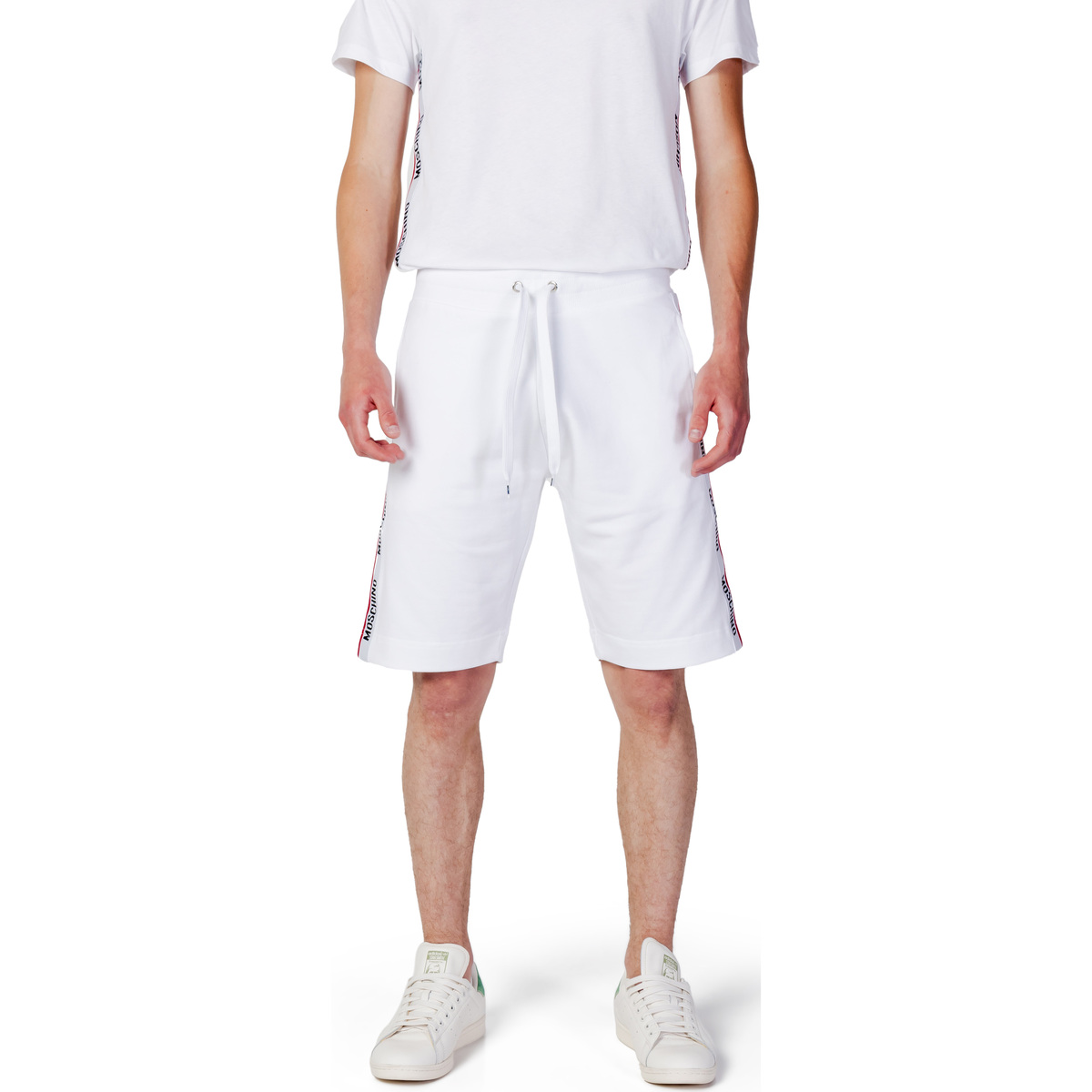 Abbigliamento Uomo Shorts / Bermuda Moschino V1A6885 4409 Bianco