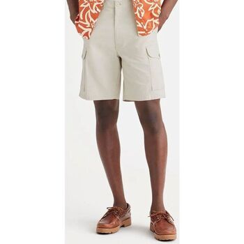 Abbigliamento Uomo Shorts / Bermuda Dockers A2260 0019 CARGO SHORT-SAHATA KHAKI Bianco