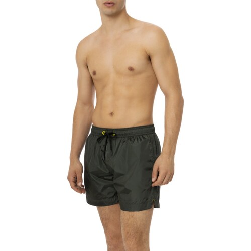 Abbigliamento Uomo Shorts / Bermuda 4giveness FGBM4000 Verde