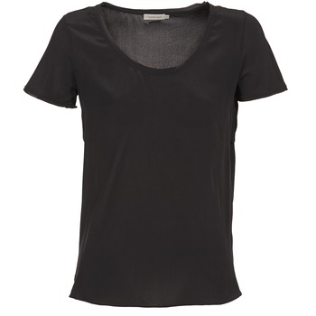 Abbigliamento Donna T-shirt maniche corte Calvin Klein Jeans WAGMAR SILK Nero